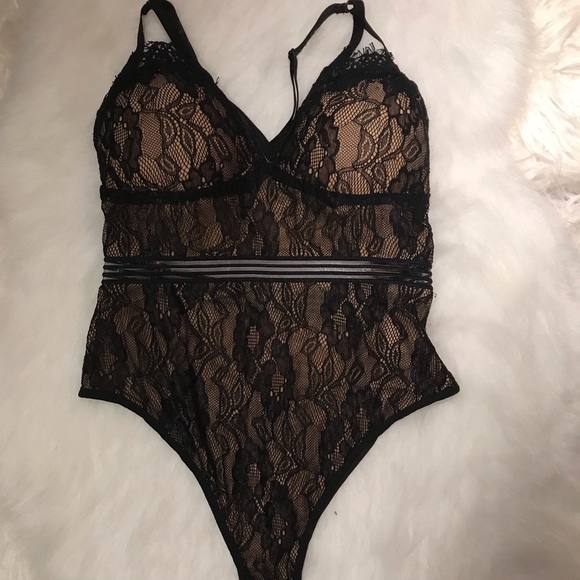 PLT LACE BODYSUIT - Picture 2 of 4